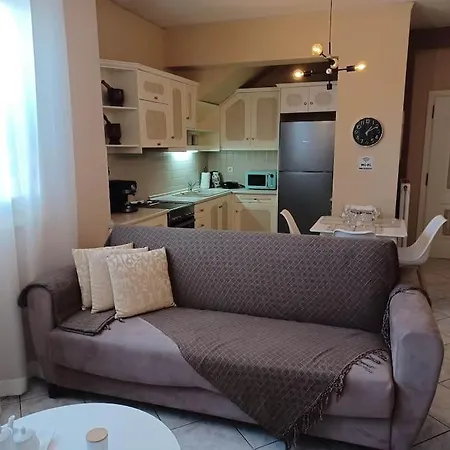 Rafaelhouse Апартаменты
